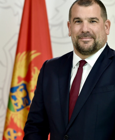 dragan krapovic savunma bakanı