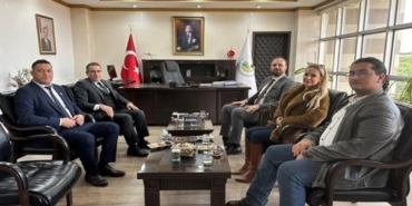 KARADAĞ BOŞNAK DEMOKRATİK HAREKETİ GENEL BAŞKANI SEAD ŞAHMAN KAYMAKAM İLYAS MEMİŞ’İ ZİYARET ETTİ