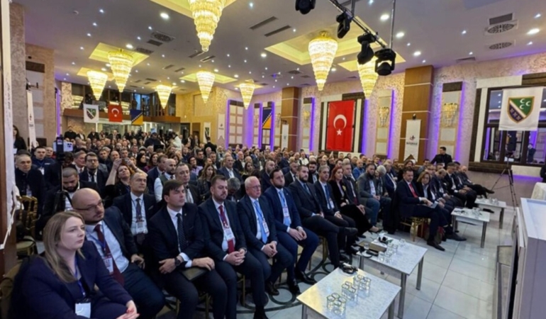 boşnak konseyi-zirve
