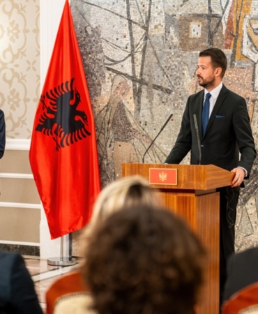 karadağ arnavutluk ilişkileri