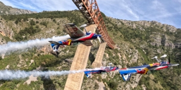 montenegro red bull uçuşu