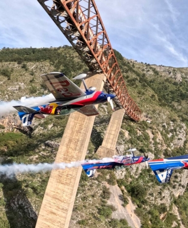 montenegro red bull uçuşu