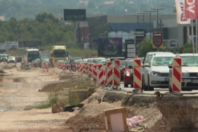 tivat havalimanı yolu