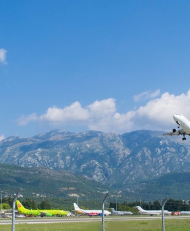 tivat havalimanı yolcu