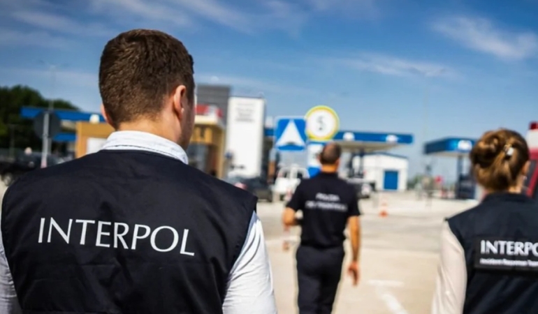 interpol karadağ tutuklama