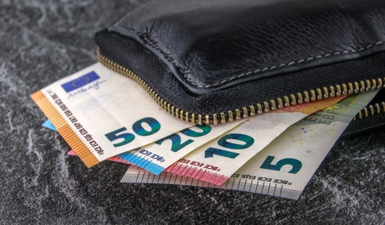 montenegro ortalama maaş