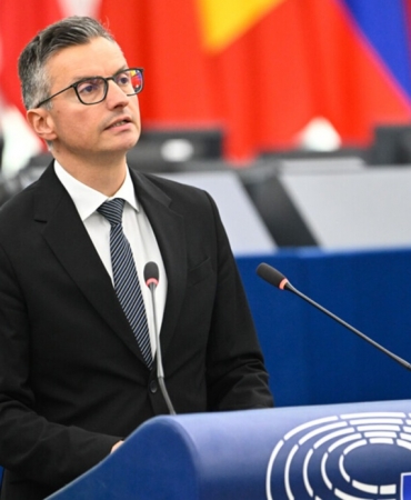 Marjan-Sarec-karadağ-ab