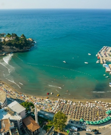 ulcinj şehir plajı