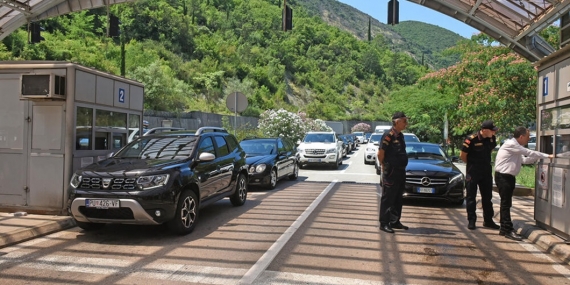 karadağ sınır kapısı - vize