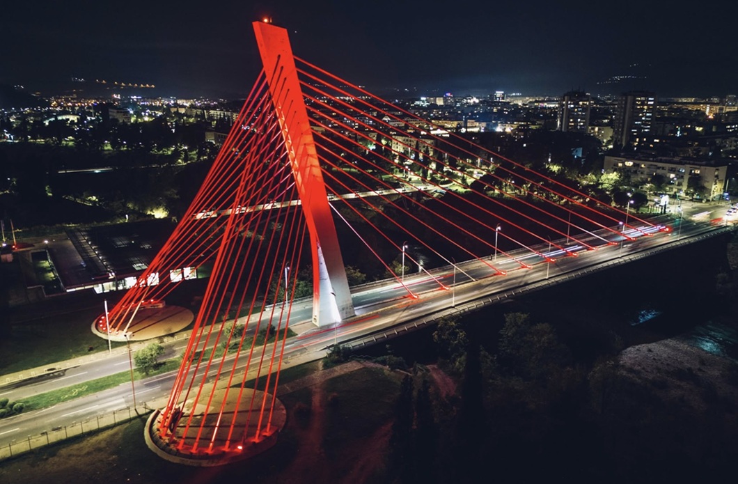 podgorica cumhuriyet bayramı kutlaması